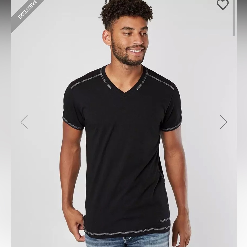 Buckle Black Men’s V Neck Tshirt